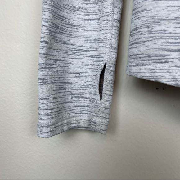 ZYIA Ash Split Back Long Sleeve Tee Size Medium - Picture 7 of 7